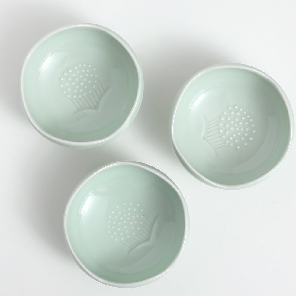 Camellia Celadon Sauce Bowl