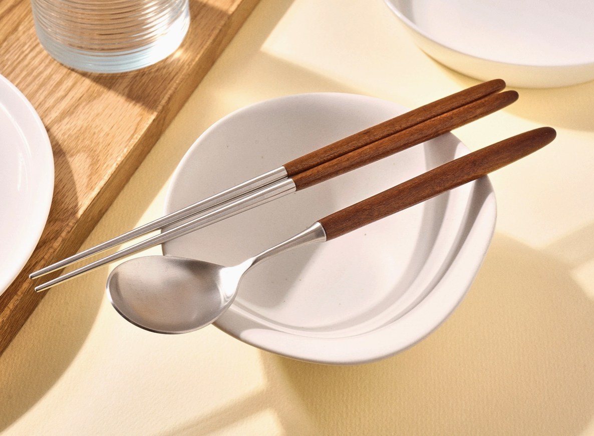 Rim Natural Lacquered Maple Cutlery