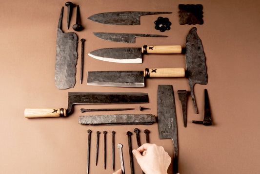The Korean Blacksmith Who Mends National Treasures — and Your Knife