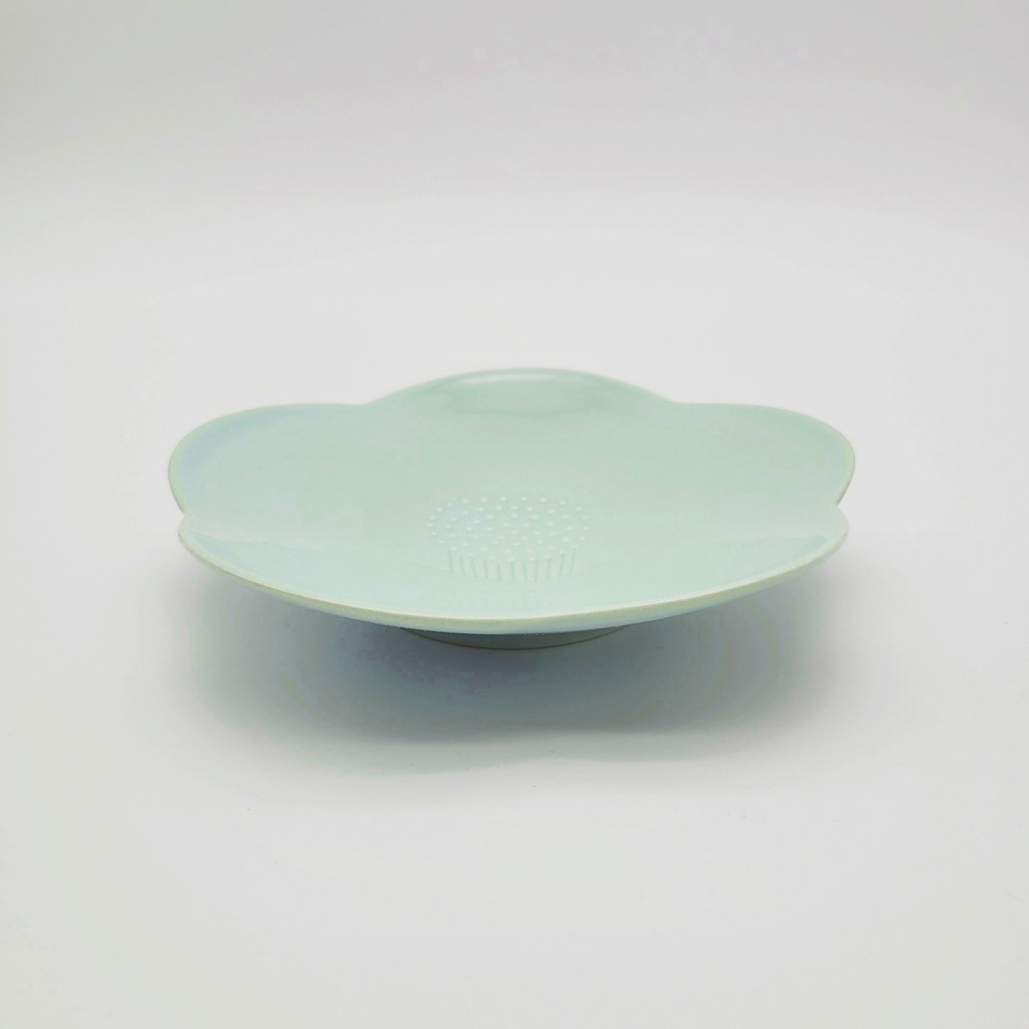 Camellia Flower Plate (2 Sizes)