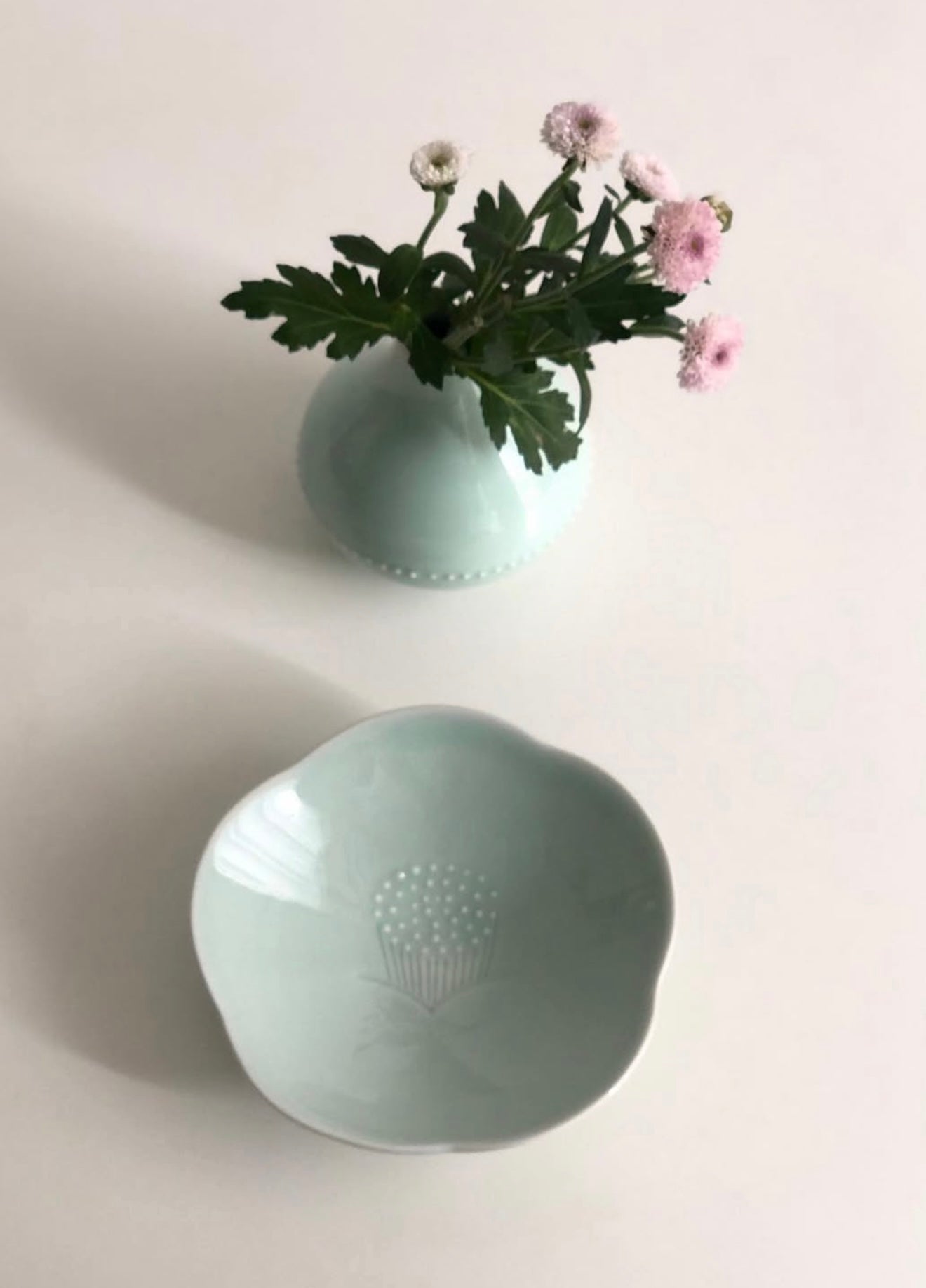 Camellia Bud Plate (2 Sizes)