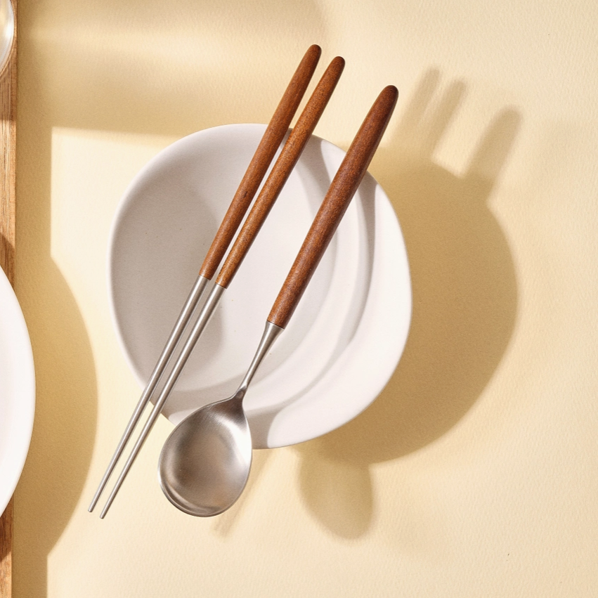 Rim Natural Lacquered Maple Cutlery