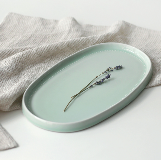 Dot Oval Brunch Dish