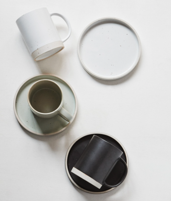Black mini ceramic plate with angled insert and white band detail