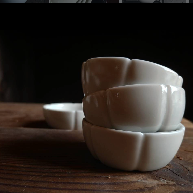 Hwahyeong Sauce Bowl