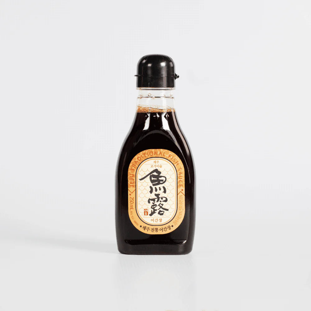 Miyeok-guk kit: dark soy sauce bottle with black cap