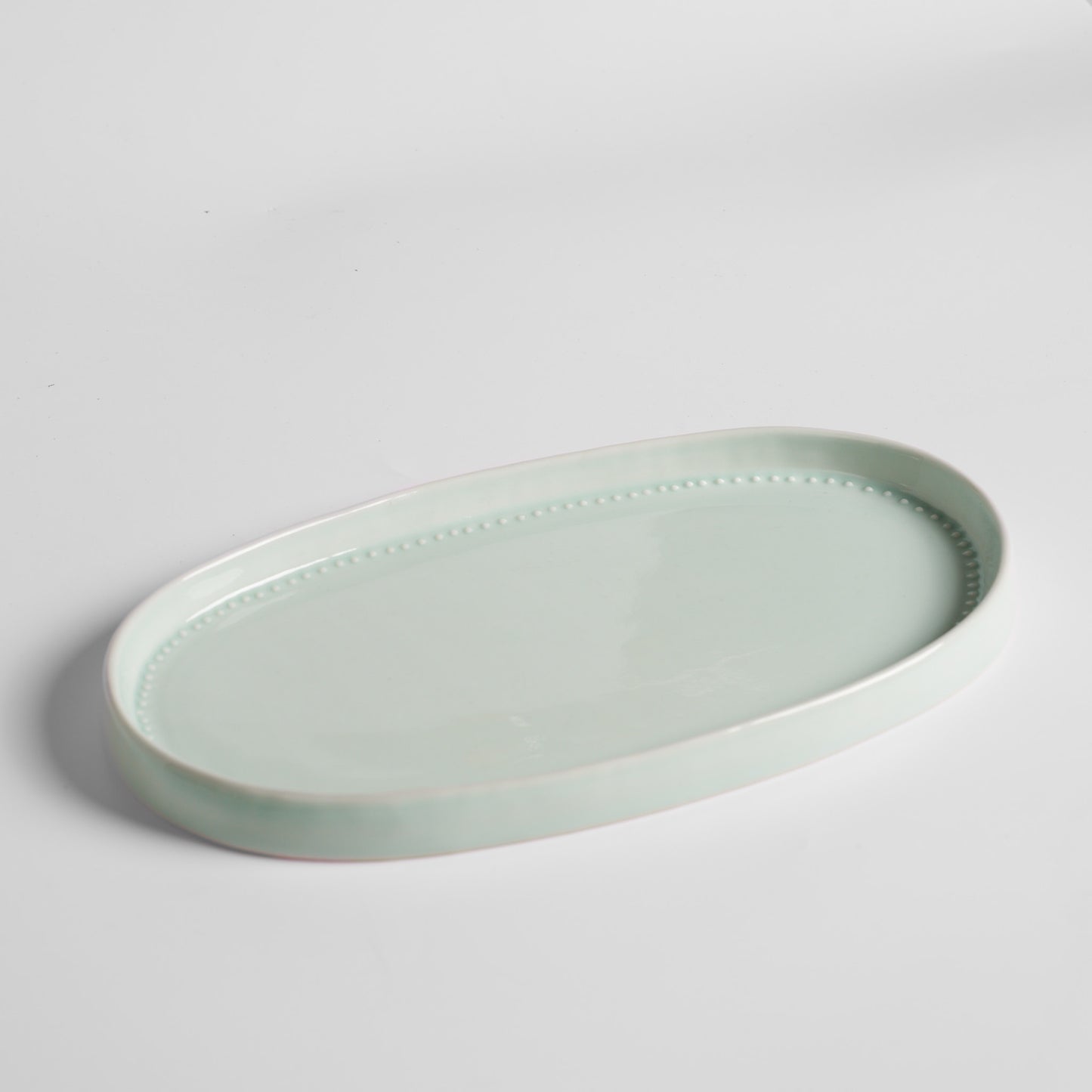 Dot Oval Brunch Dish